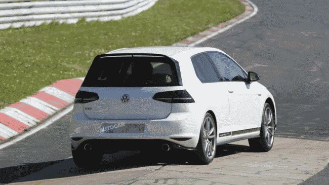 Трековый Volkswagen Golf GTI Clubsport заметили на Нюрбургринге 