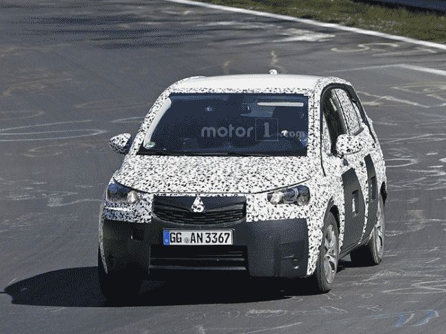 Новый Opel Meriva тестируют на трассе Нюрбургринга