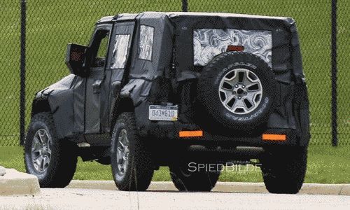 Новое поколение Jeep Wrangler снова замечено на тестах