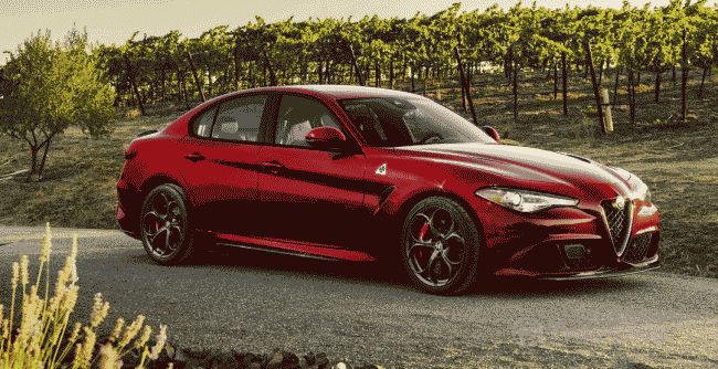 Базовый вариант спортседана Alfa Romeo оказался в два раза дешевле топового 