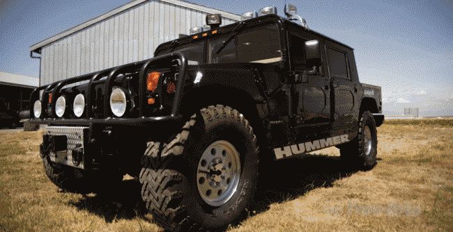 Hummer H1 рэпера Шакура продан с молотка за 337 144 долларов