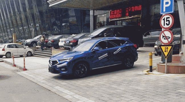 В Сети опубликованы первые "живые" фото серийного Acura CDX