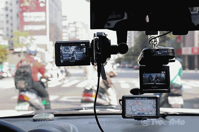 Так ли полезен видеорегистратор в машине?