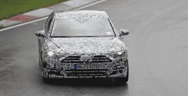 Audi начала тестировать флагманский седан A8 нового поколения