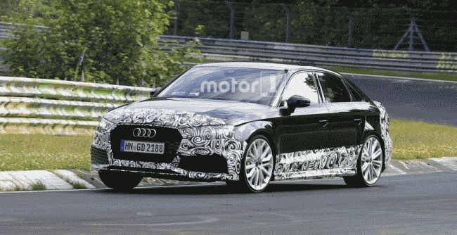 Седан Audi RS3 замечен на трассе Нюрбургринга 
