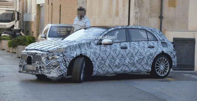 Тестовый прототип четвертого поколения Mercedes-Benz A-Class замечен на тестах