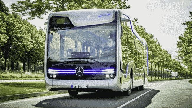 Mercedes-Benz показал в действии "Автобус будущего"