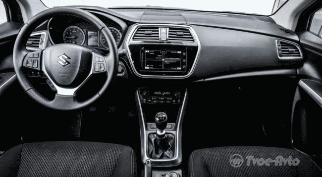 Suzuki рассекретила рестайлинговый SX4 2017 