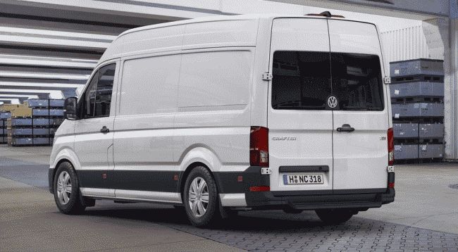 Volkswagen рассекретила фургон Crafter нового поколения