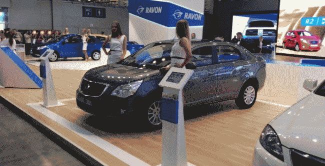 Ravon на ММАС-2016 показал свою версию седана Chevrolet Cobalt