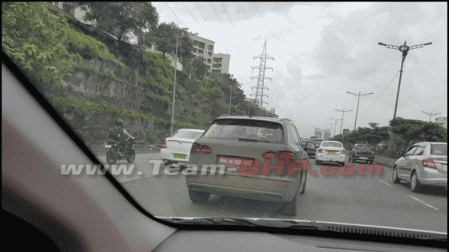 Audi Q5 новой генерации заметили на тестах в Индии