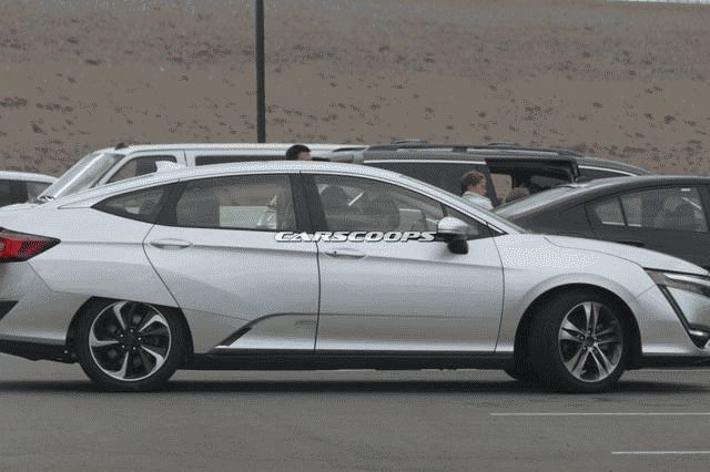 Водородный Honda Clarity проходит финальные тесты