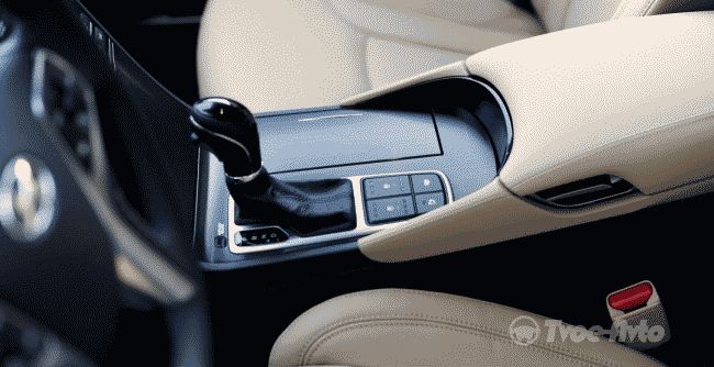 Hyundai презентовал седан Azera 2017 модельного года