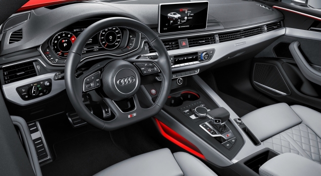 В России объявили цену на спорт-купе Audi S5 Coupe нового поколения