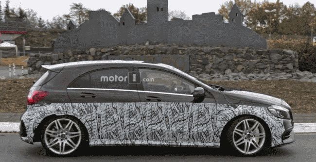 Mercedes-AMG приступил к тестам «горячей» версии A45