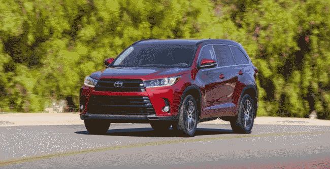 Toyota на североамериканский рынок выводит обновленный Highlander. Известны цены