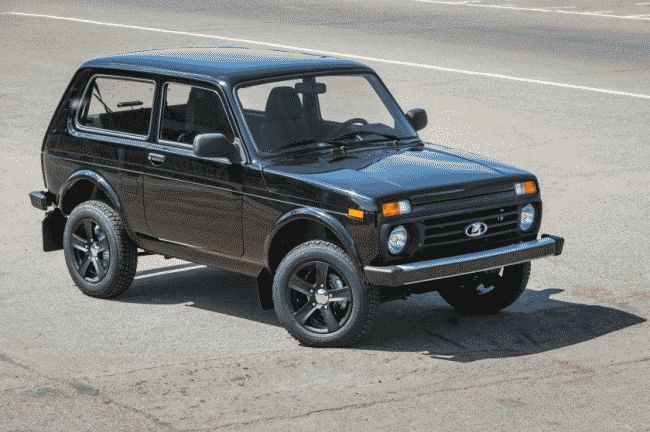 «АвтоВАЗ» представил «топовые» версии LADA 4X4