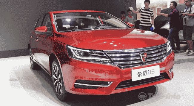 Новый седан SAIC Roewe i6 показали в Гуанчжоу