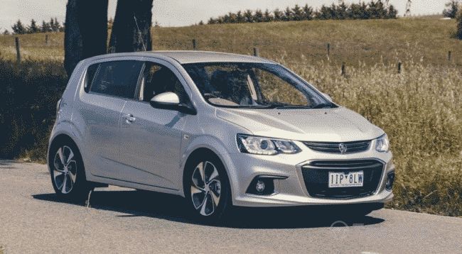 Компания Holden озвучила стоимость обновлённого хэтчбека Barina