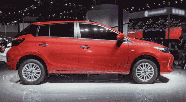 Toyota для китайского рынка представила хэтчбек Vios FS