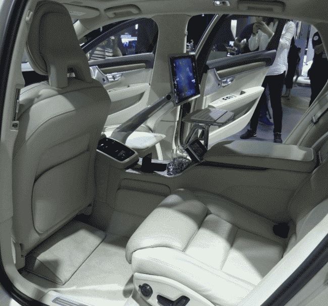 Компания Volvo на автошоу в Гуанчжоу показала роскошный S90 L Exellence 