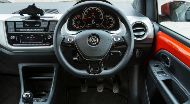 Volkswagen назвал британский ценник на обновленный Up!