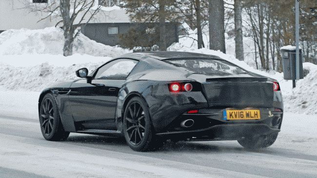 Новое поколение Aston Martin Vantage посетило заснеженные дороги Швеции