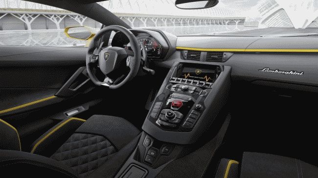 Lamborghini представила новое поколение Aventador, а также озвучила цену для России