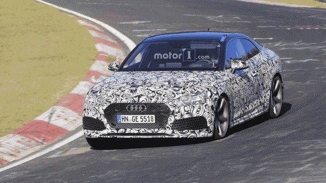 Новое купе Audi RS5 Coupe получит двигатель от Porsche Panamera 4S