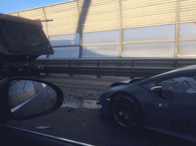 В Петербурге суперкар Lamborghini Huracan Avio разбился об самосвал