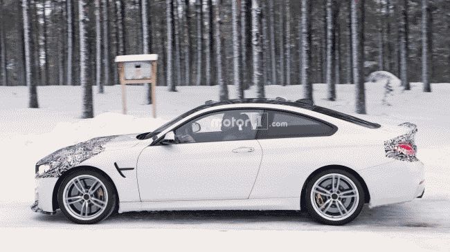 В сети появились шпионские фото купе BMW M4 CS