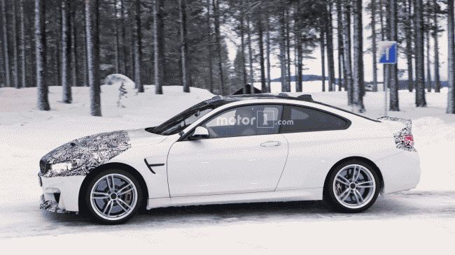 В сети появились шпионские фото купе BMW M4 CS