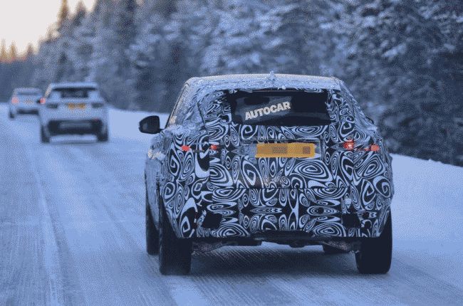 Кроссовер Jaguar E-Pace вывели на тестирование за полярный круг