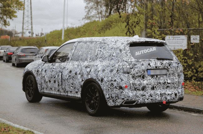Новый внедорожник BMW X7 2018 сфотографировали во время тестов 