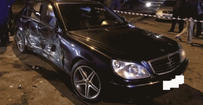 В Кисловодске водитель «Мерседеса» спровоцировал ДТП, пострадали два человека (фото)