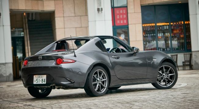 Продажи родстера Mazda MX-5 превзошли все ожидания компании