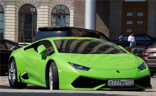Россияне в 2016 году приобрели 19 Lamborghini Huracan стоимостью 13,5 млн