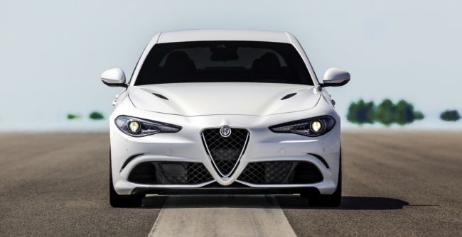 Alfa Romeo в Женеве покажет новое купе Giulia Sprint 