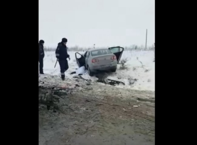 На трассе под Ставрополем в лобовом ДТП погиб водитель Volkswagen (фото)