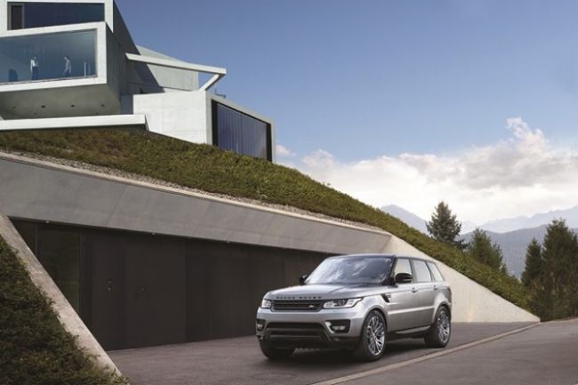 Range Rover Sport в России получил лимитированную спецсерию