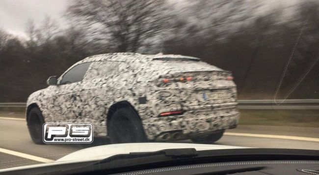 Серийный Lamborghini Urus заметили на дорогах Дании
