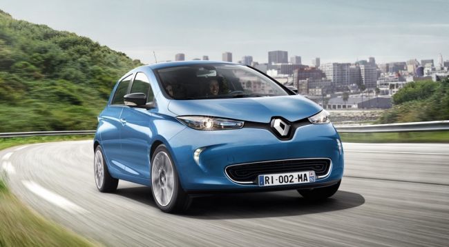 Renault планирует привезти в Россию электрический хэтчбек Zoe