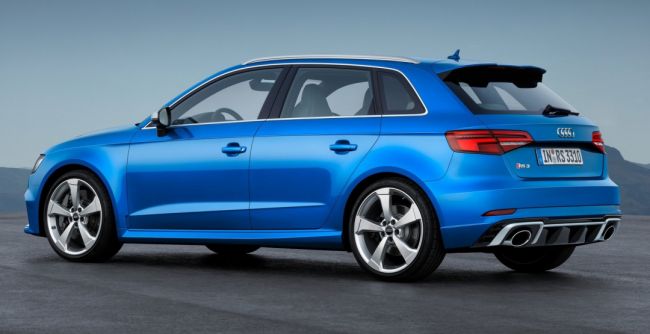 Audi в конце лета 2017 года начнет продажи обновленного RS 3 Sportback в России