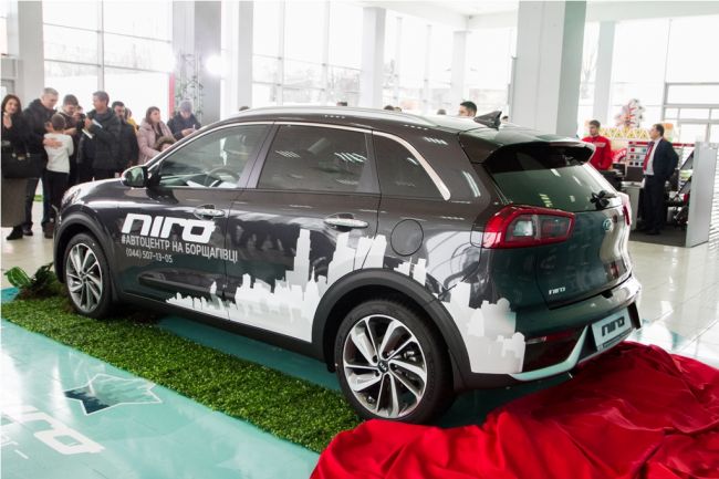 Kia в Украине презентовала новый кроссовер Niro