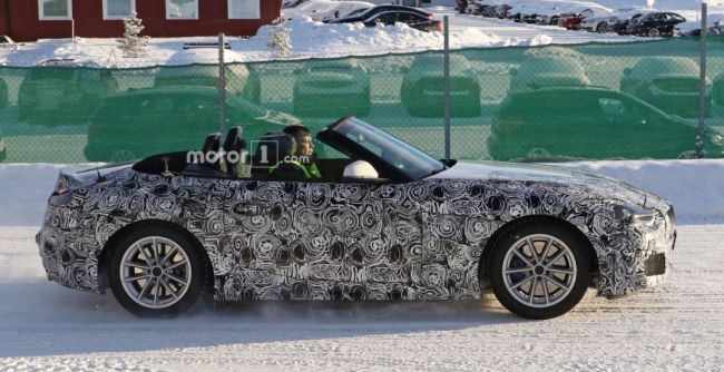 BMW в Швеции тестирует Z5 с открытым верхом (фото)