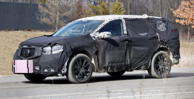 В Сети опубликованы шпионские фото нового поколения Acura RDX 