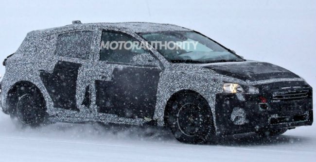 Ford Focus нового поколения замечен на зимних тестах (фото)