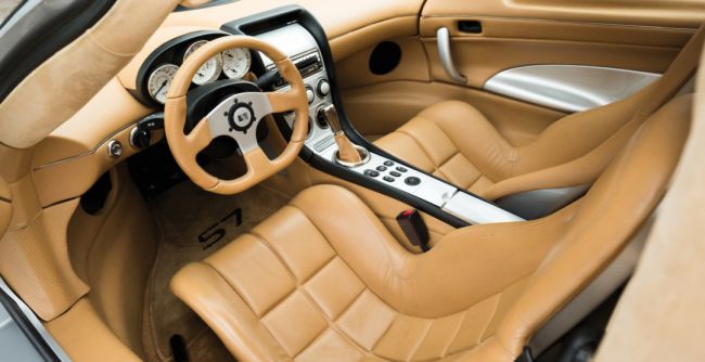 Американский суперкар Saleen S7 продадут на аукционе за $500 тысяч