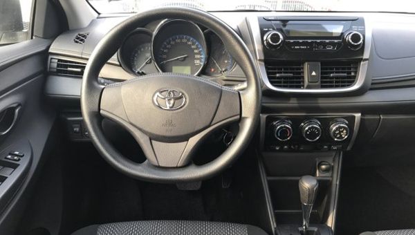 На китайский рынок выходит новый хэтчбек Toyota Vios FS