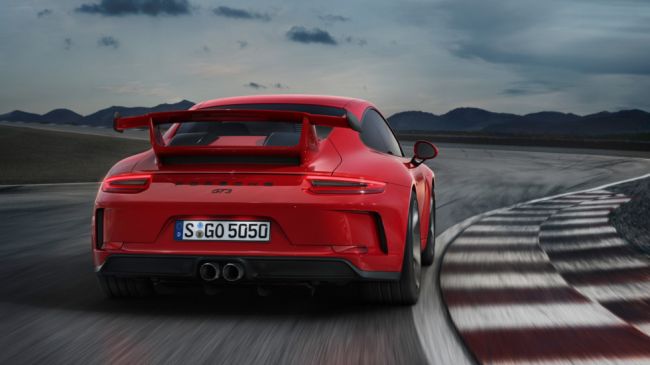 Стала известна рублевая цена на новый Porsche 911 GT3